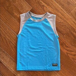 Boys OshKosh Sleeveless Shirt Size 5T
